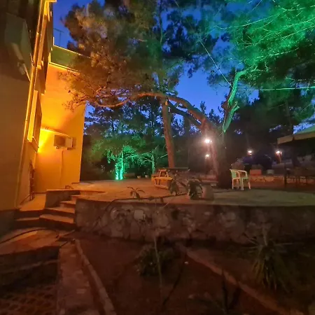 Hotel Sari Butik Gure